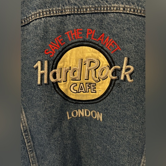 Vintage Levi’s Hard Rock Cafe London Denim Jean Jacket | Large Women’s - Picture 7 of 7
